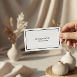 Boss Luxe Minimalist Professioneel Zwart Wit Visitekaartje<br><div class="desc">In de wereld van netwerken is het maken van een onvergetelijke eerste indruk absoluut noodzakelijk. Onze minimalistische visitekaartjes zijn ontworpen om precies dat te doen, en omvatten professionaliteit en elegantie in een strak, eenvoudig ontwerp. Deze kaarten, die zijn afgestemd op de veeleisende professional, zijn perfect voor eigenaren van kleine bedrijven,...</div>