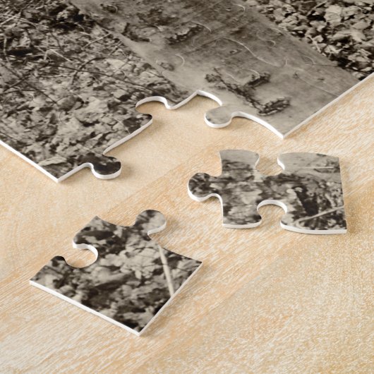 Bossen met ochtendmist achter de bomen legpuzzel (Zijkant)