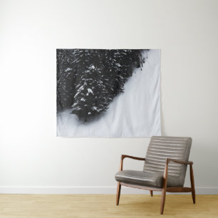 Bossen met zwarte en witte sparren en sneeuw wandkleed