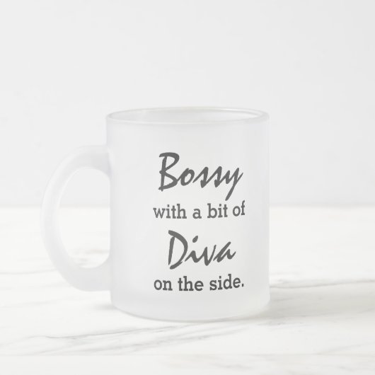 Bossy met een beetje diva Modern Trendy Matglas Koffiemok (Links)