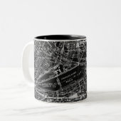 Boston Black en White Map Tweekleurige Koffiemok (Voorkant links)