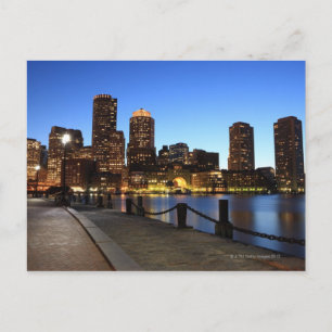 Boston Harbour en skyline. Boston is een van de 6 Briefkaart