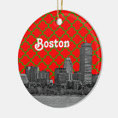 Boston Skyline geëtst Groen Rood Quatrefoil BG Xma Keramisch Ornament (Links)
