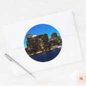 Boston skyline met maan ronde sticker (Envelop)