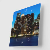 Boston skyline met maan vierkante klok (Hoek)