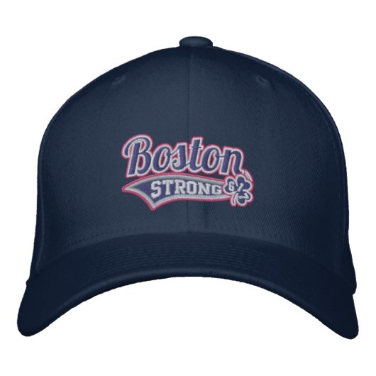 Boston Strong Ballpark Shamrock geborduurd Pet (Voorkant)