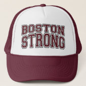 BOSTON STRONG College Style Trucker Pet (Voorkant)