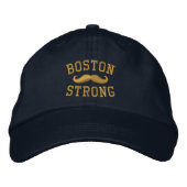 Boston Strong Mustache geborduurd Pet (Voorkant)