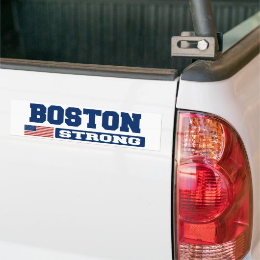 BOSTON STRONG U.S. Vlag Bumpersticker (Op Truck)