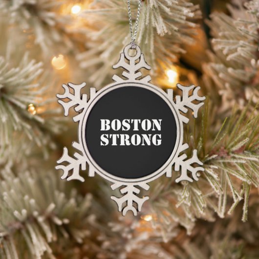 "Boston Strong" wit zwart Tin Sneeuwvlok Ornament (Boom)
