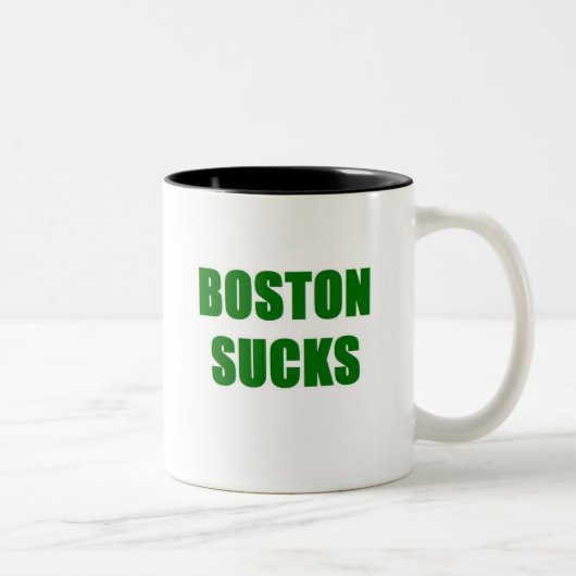 Boston Sucks Tweekleurige Koffiemok (Rechts)