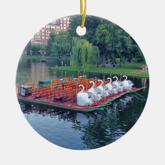Boston Swan Boats Keramisch Ornament (Voorkant)