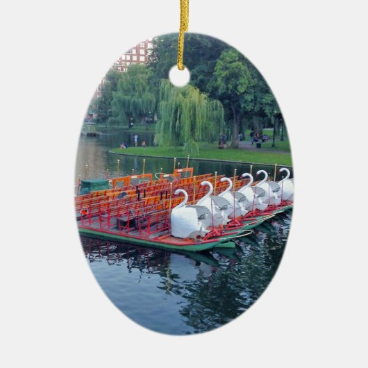 Boston Swan Boats Keramisch Ornament (Voorkant)