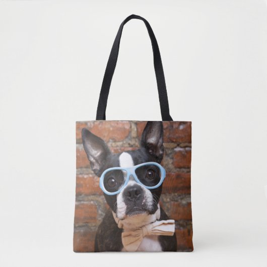Boston Terrier die zonnebrillen en een Stropdas me Tote Bag (Voorkant)