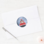 Boston Terrier Dog Snow, zittend in de kersttruck Ronde Sticker (Envelop)