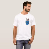 Boston Terrier hond in de zak T-shirt (Voorkant volledig)