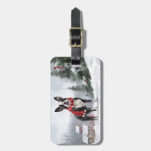 Boston Terrier-hond in sneeuw Kerstmis  Bagagelabel (Voorkant verticaal)