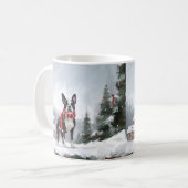 Boston Terrier Hond in Sneeuw Kerstmis Koffiemok (Voorkant links)