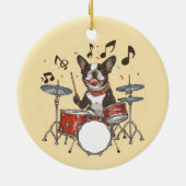 Boston Terrier-hond speelt drums Keramisch Ornament (Achterkant)