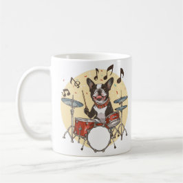 Boston Terrier-hond speelt op drums Koffiemok