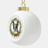 Boston Terrier Kerstkrans Feestelijke Pup Keramische Bal Ornament (Rechts)