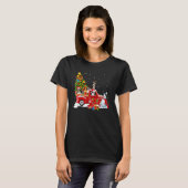 Boston Terrier met kerstboom Red Truck T-shirt (Voorkant volledig)