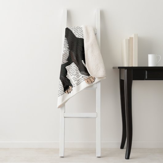 Boston Terrier met Roos in Mouth Sherpa Deken (In situ)