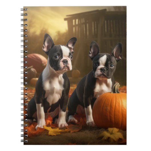 Boston Terrier Puppy Herfst Delight Pompoen Notitieboek (Voorkant)