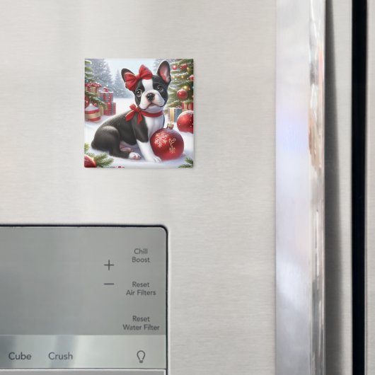 Boston Terrier Puppy met Kerst Ornamentelelementen Magneet (Insitu (Koelkast))