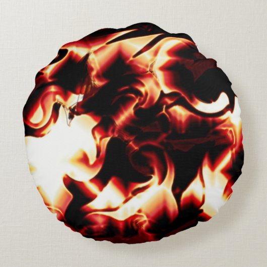 Bot met carbide tegen donkere achtergrond rond kussen (Achterkant)