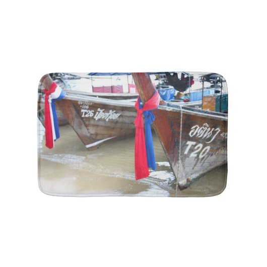 Bot op de strand | Phi Phi-eilanden, Thailand Badmat (Voorkant)