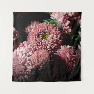 Botanical floral dark moody banner or background w wandkleed