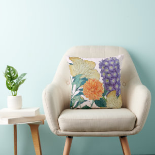 Botanical Harmony Vibrant Floral Sierkussen