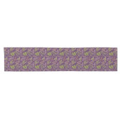 Botanical Leaves: A Stunning Purple Back Korte Tafelloper (Horizontaal)