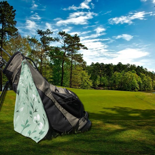  Botanical pattern  in subtle  greens   Golfhanddoek