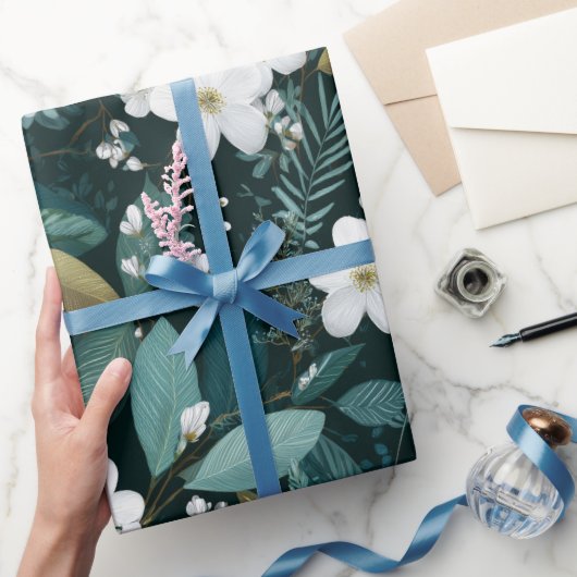 Botanisch bosblad wit bloempatroon cadeaupapier (Geschenken)