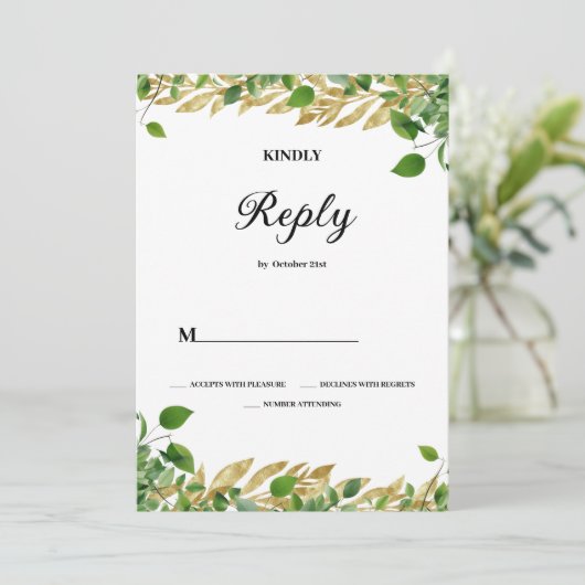 Botanisch groen gouden gebladerte bruiloft RSVP Kaart (Staand voorkant)