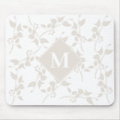Botanische beige Decoratieve Leaf Monogrammen Muismat (Voorkant)