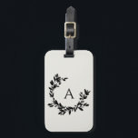 Botanische bladeren Neutrale Initiaal van het Crea Bagagelabel<br><div class="desc">Met de hand getrokken krescerende poot van bladeren en lauweren omringt uw monogram of initiaal. Klik de aanpassingsknoop om de achtergrondkleur te veranderen of meer tekst toe te voegen.</div>