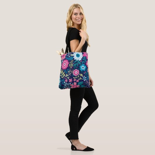 Botanische Bloemen | Bloemen Tote Bag (Op model)