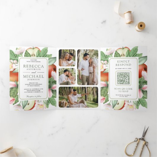 Botanische Bloemen Rode Appelboomgaard QR Code Bru Drieluik Uitnodiging (Binnen)