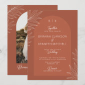 Botanische Boho Terracotta met boog Foto Bruiloft Kaart (Voorkant / Achterkant)