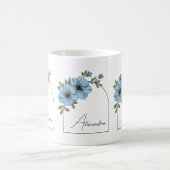 Botanische Boog Black Script Elegante Blauwe Bloem Koffiemok (Center)