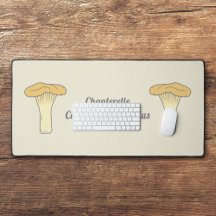 Botanische Chanterelle Mushroom Desk Mat