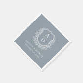 Botanische Dusty Blue Crest Wedding Monogram Servet (Hoek)