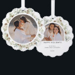 Botanische eucalyptus groen aangepaste kerst ornament kaart<br><div class="desc">Verrijk uw feestdagen met onze "Botanical Eucalyptus Greenery Custom Christmas Ornament Kaart". Deze prachtige kaart is ontworpen om de essentie van cottagecore elegantie vast te leggen met zijn delicate eucalyptus groen en botanische waterverf krans. De minimale gebladerte krans en eenvoudige, neutrale kerstkaart design creëer een gevoel van tijdloze schoonheid, waardoor...</div>