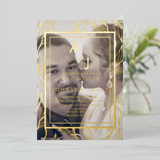 Botanische Foliage Gold Photo Weddenschap geperst Folie Uitnodiging (Staand Voorkant)