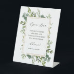 Botanische Greenery Wedding Open Bar Reclamebord Met Voetstuk<br><div class="desc">Pas dit bruiloft open bar pedestal teken met uw namen en tekst aan. Voor meer geavanceerde aanpassing van dit ontwerp,  te klikken gelieve de BUTTON van het TOOL VAN HET ONTWERP BLAUW. Overeenkomende objecten zijn ook beschikbaar.</div>