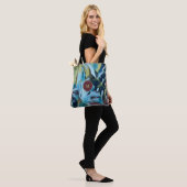 Botanische Moody Blue Monstera Leaves met Monogram Tote Bag (Op model)