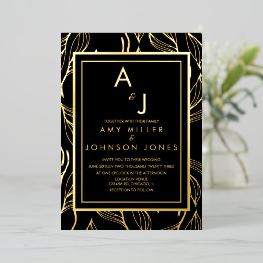 Botanische oliage Gold Black Weddenschap geperst Folie Uitnodiging (Staand Voorkant)